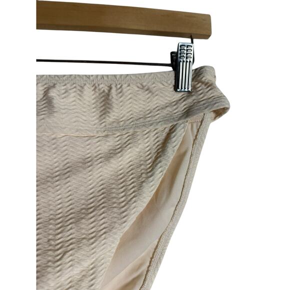 Sanctuary Cream Ribbed Two Piece Underwire Bikini Set Size Large - Picture 11 of 14